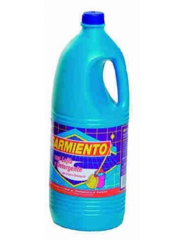 Lejía con detergente